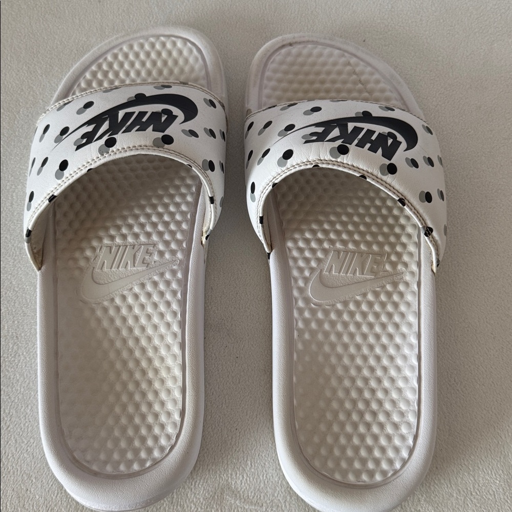 Nike slides - Picture 5 of 7